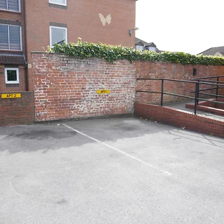 St Marks Court Apartments Anlaby Exterior photo